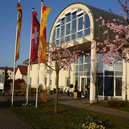 Hotel Sunparc - Shuttle Zum Europa-Park Rust 4Km & Rulantica 2Km Ringsheim Bagian luar foto