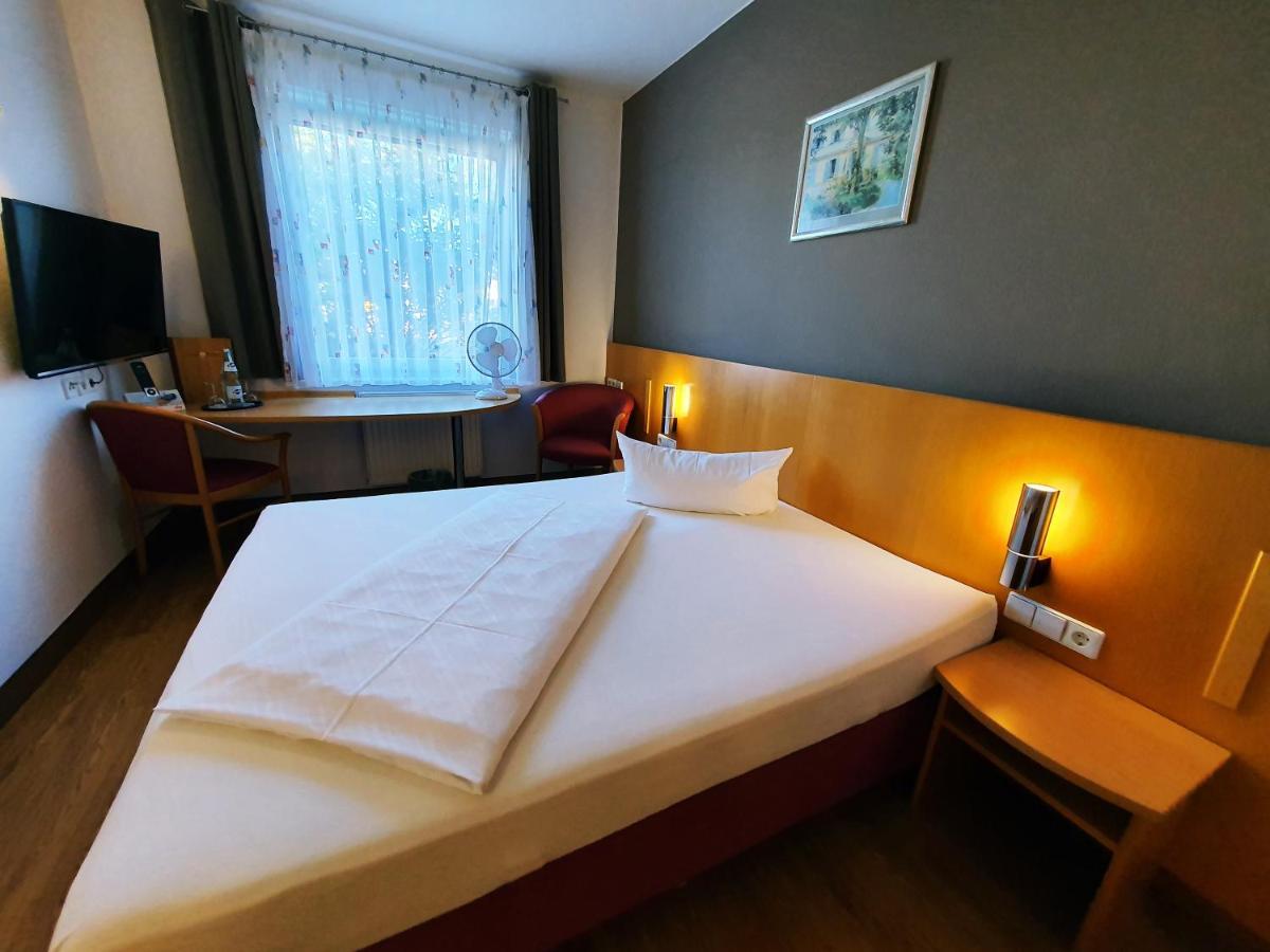 Hotel Sunparc - Shuttle Zum Europa-Park Rust 4Km & Rulantica 2Km Ringsheim Bagian luar foto