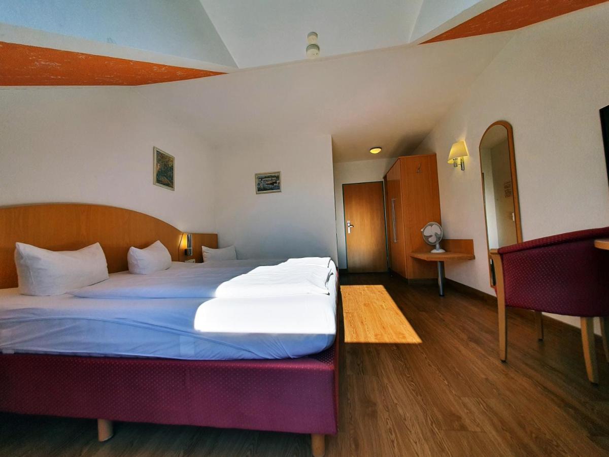 Hotel Sunparc - Shuttle Zum Europa-Park Rust 4Km & Rulantica 2Km Ringsheim Bagian luar foto
