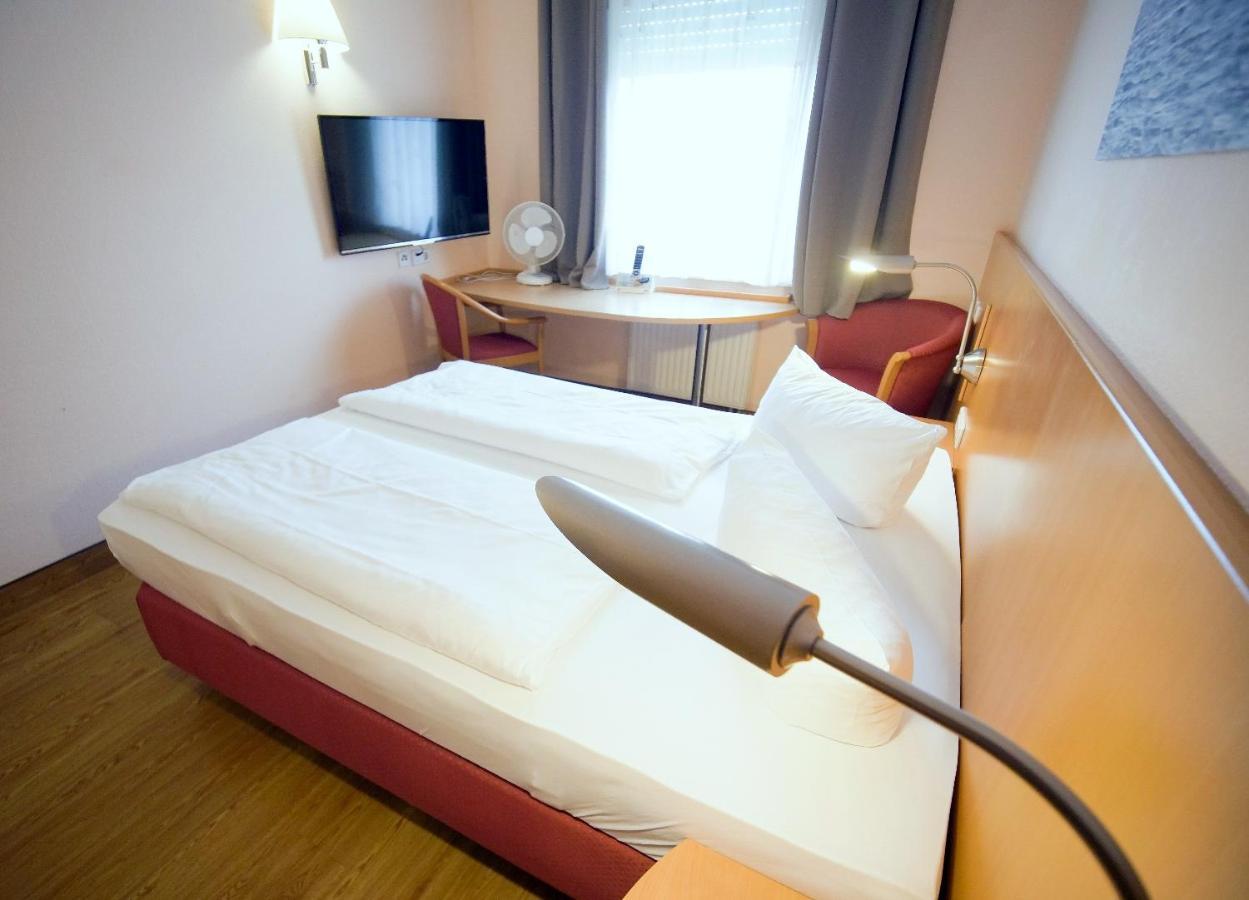 Hotel Sunparc - Shuttle Zum Europa-Park Rust 4Km & Rulantica 2Km Ringsheim Bagian luar foto