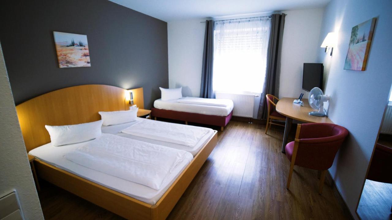 Hotel Sunparc - Shuttle Zum Europa-Park Rust 4Km & Rulantica 2Km Ringsheim Bagian luar foto