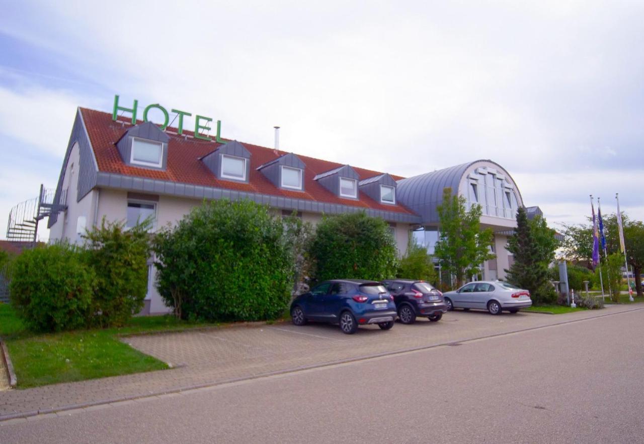 Hotel Sunparc - Shuttle Zum Europa-Park Rust 4Km & Rulantica 2Km Ringsheim Bagian luar foto
