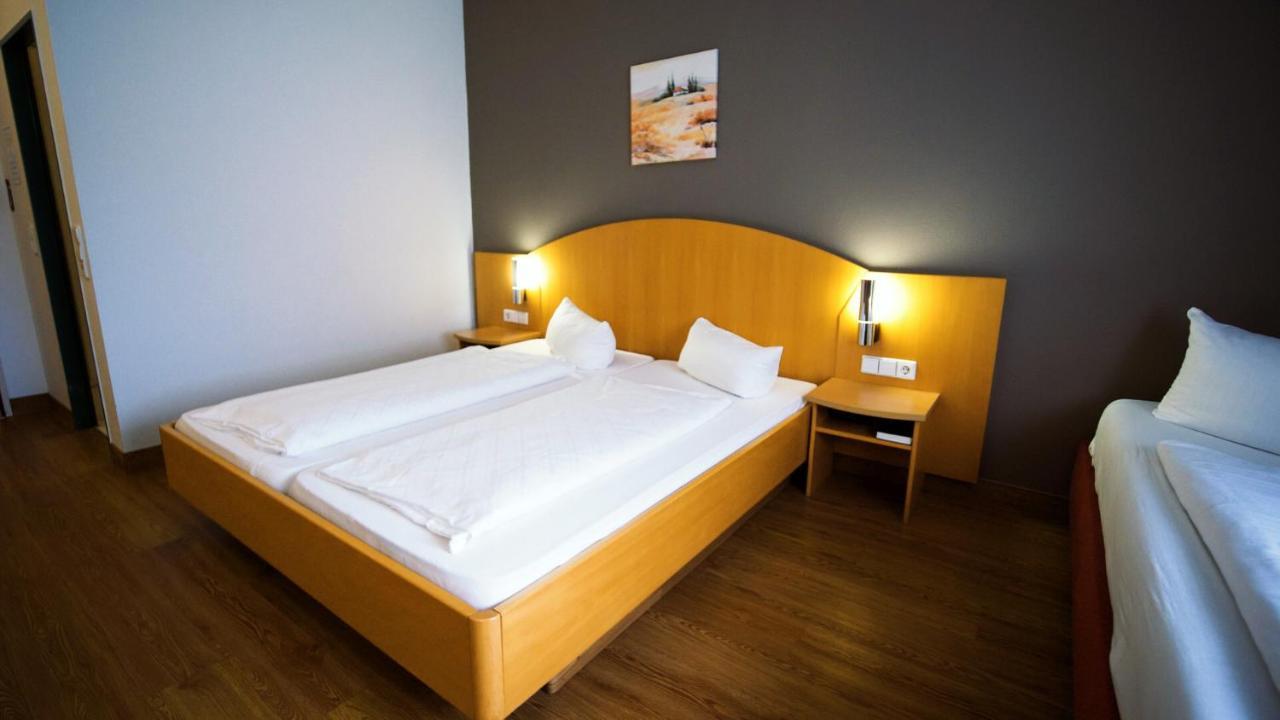Hotel Sunparc - Shuttle Zum Europa-Park Rust 4Km & Rulantica 2Km Ringsheim Bagian luar foto