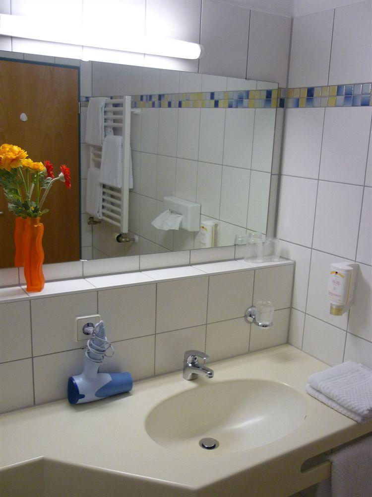 Hotel Sunparc - Shuttle Zum Europa-Park Rust 4Km & Rulantica 2Km Ringsheim Bagian luar foto